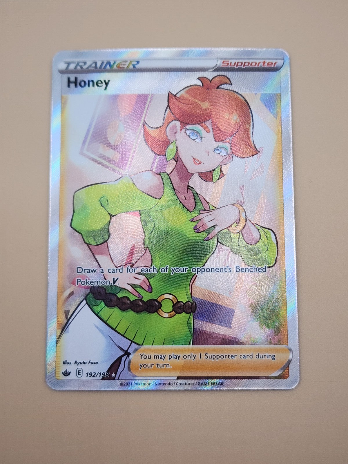 Honey (Full Art) 192/198 Sword & Shield - Chilling Reign Holo NM
