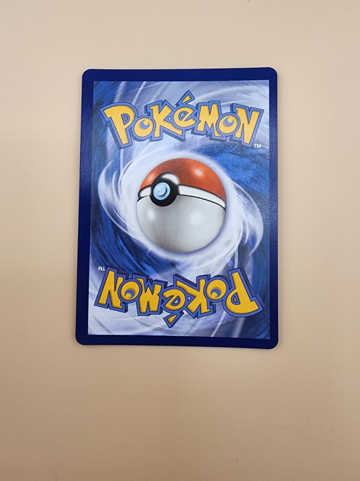 Pikachu VMAX 044/185 Swsh04: Vivid Voltage Holo NM