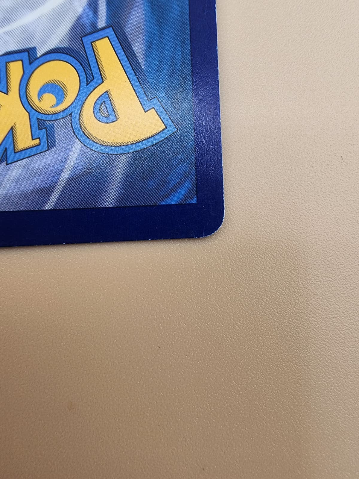 Umbreon V (Alternate Full Art) 189/203 SWSH07:Moderately Played (MP)