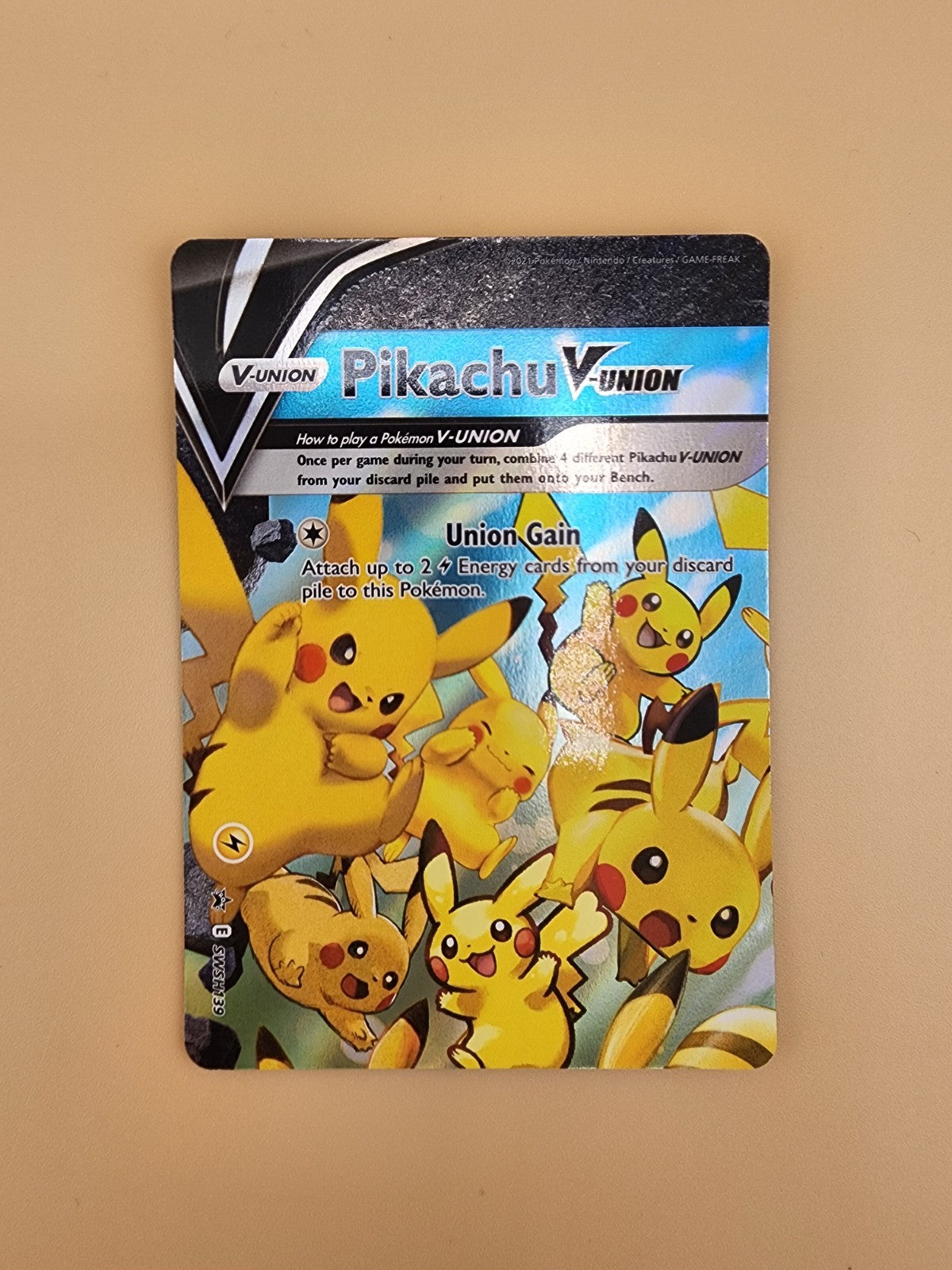 Pikachu V-Union SWSH139-143 SWSH Sword & Shield Promo Cards Holo-Plus Jumbo Card