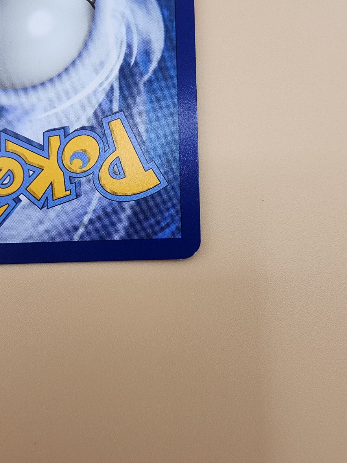 Umbreon (Poke Ball Pattern) 059/131 Sv: Prismatic Evolutions Holo Near Mint (NM)