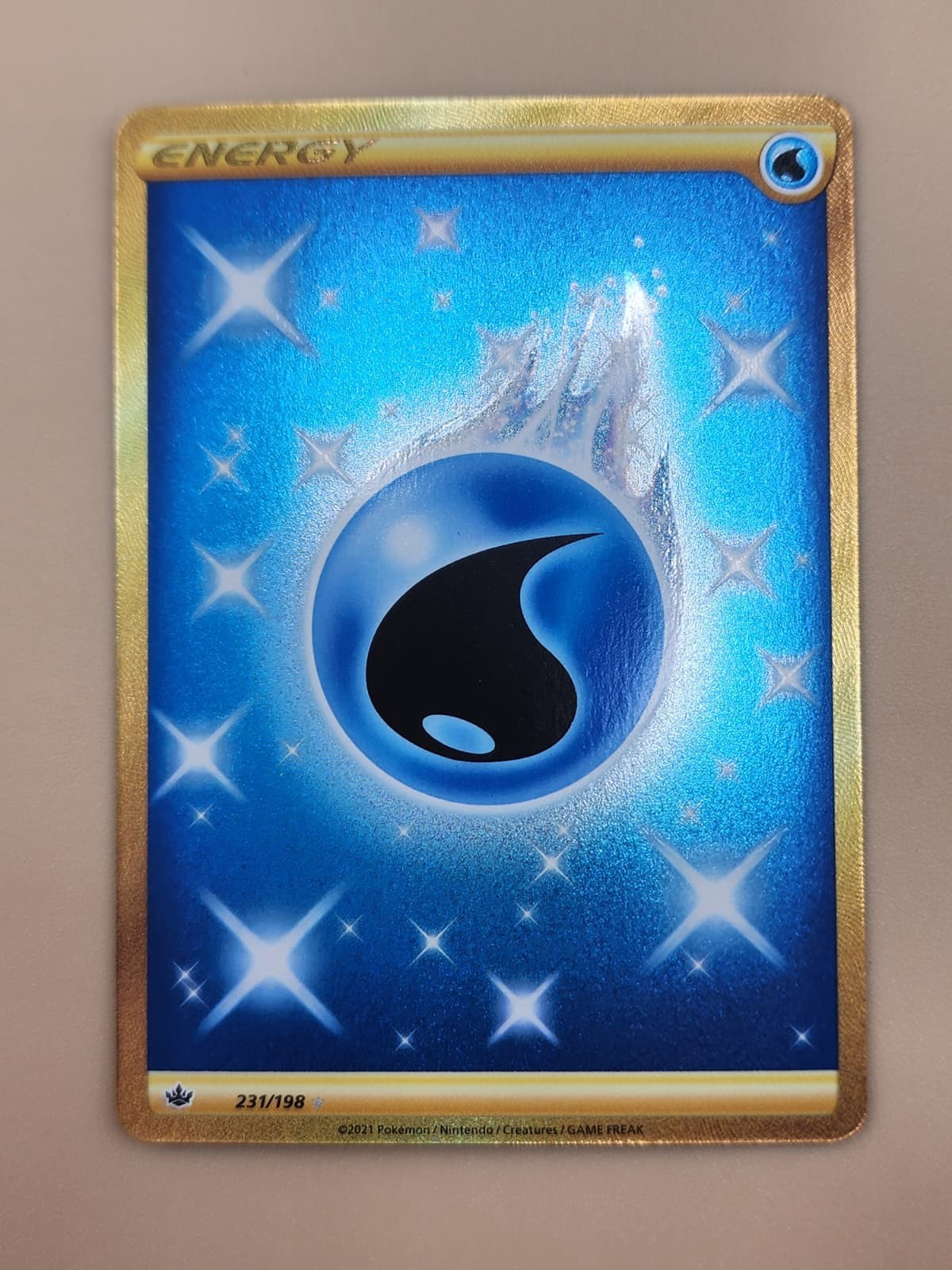 Water Energy (Secret) 231/198 Swsh06: Near Mint (NM)