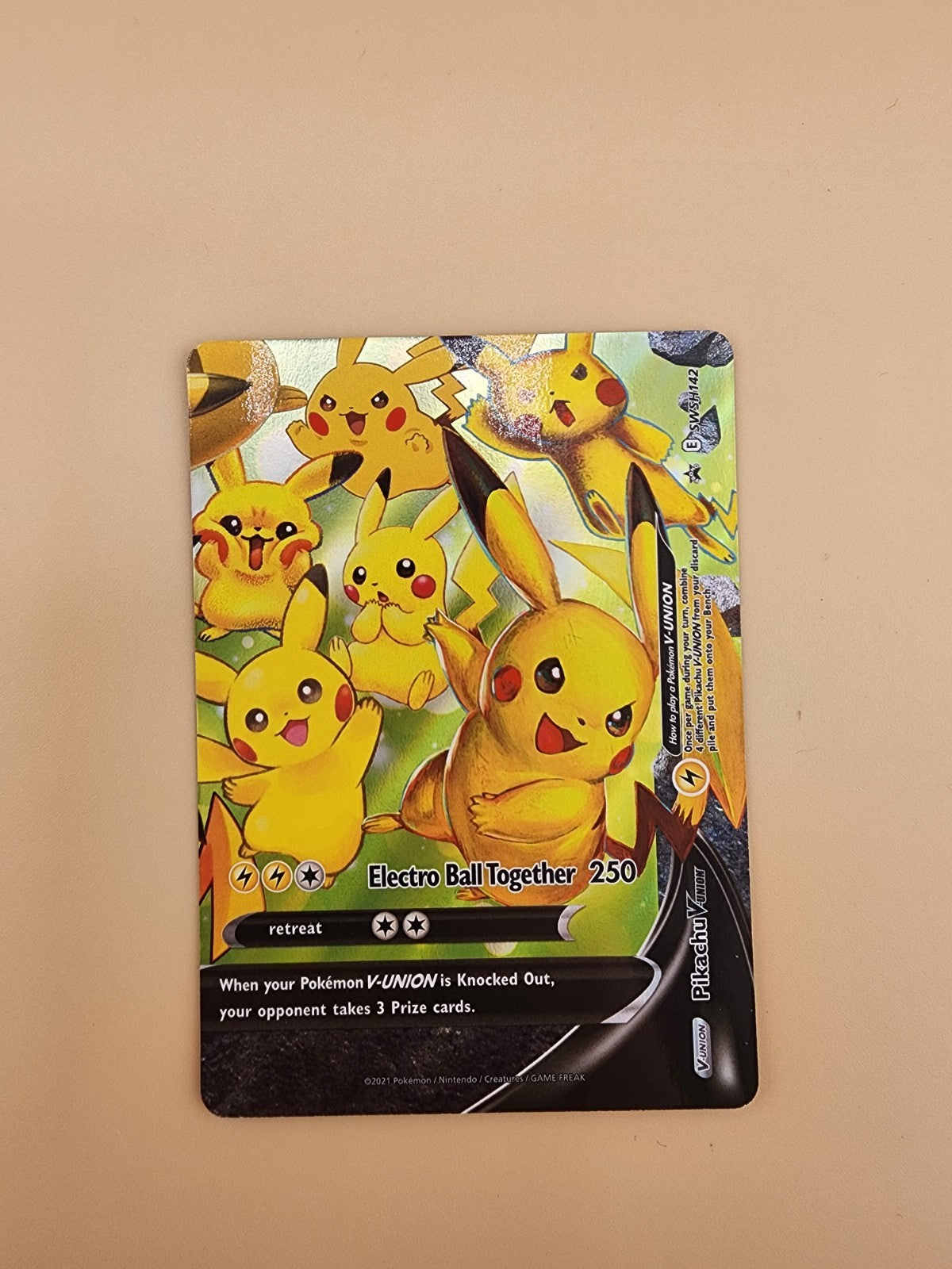 Pikachu V-Union SWSH139-143 SWSH Sword & Shield Promo Cards Holo-Plus Jumbo Card