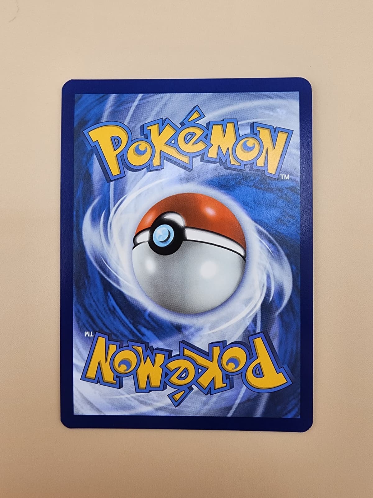 Vullaby 144/086 Sv: White Flare Holo Near Mint (NM)