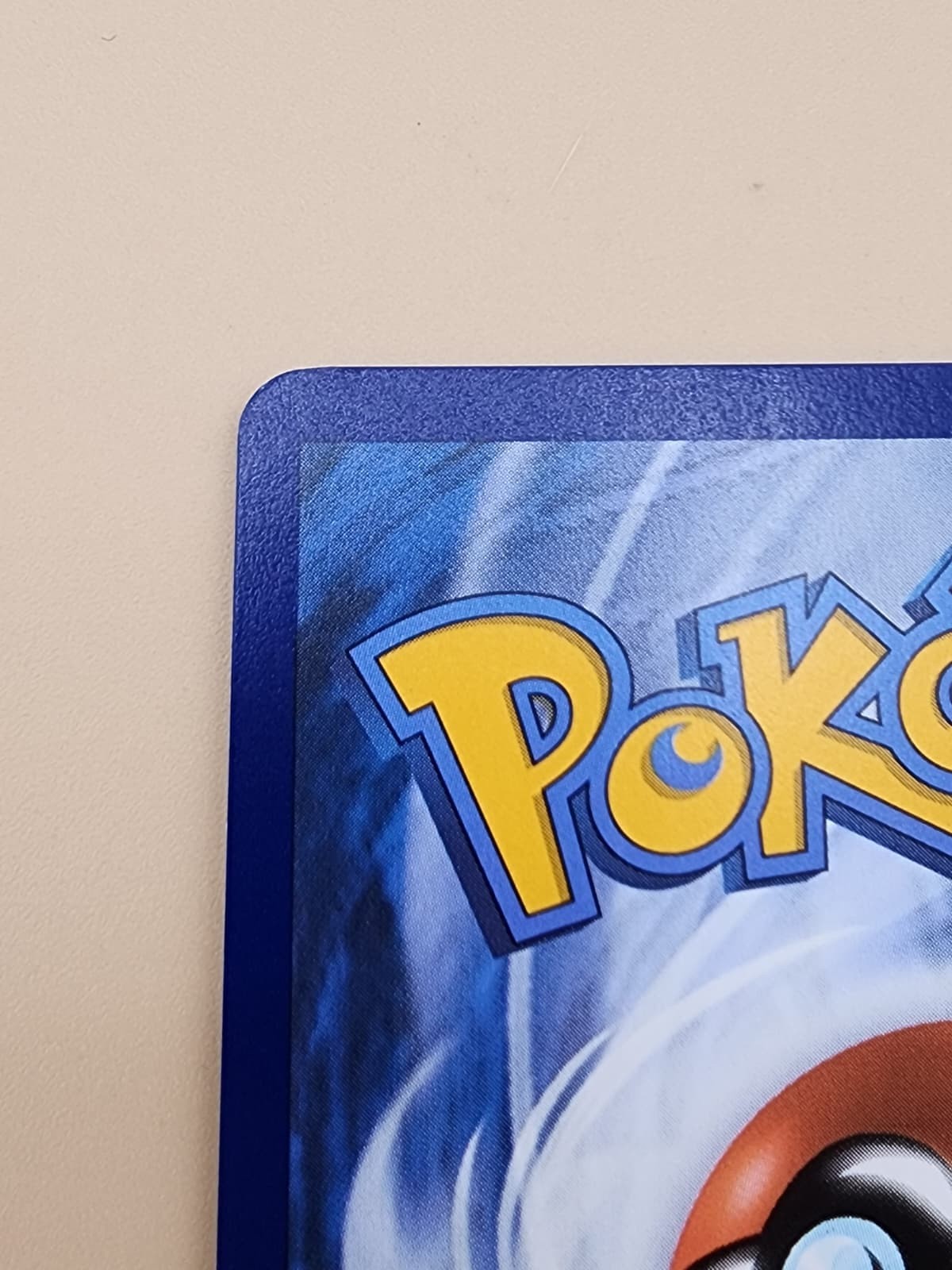 Latias ex 220/191 Sv08: Surging Sparks Holo Near Mint (NM)