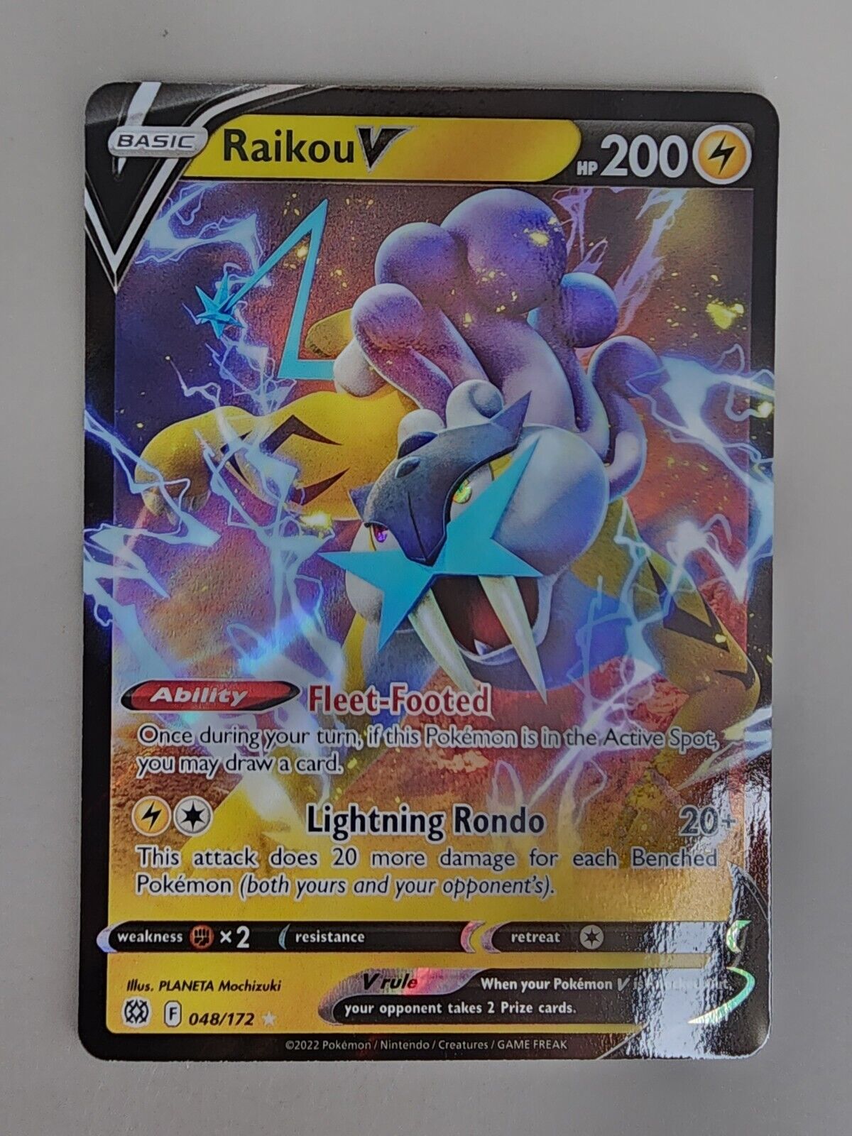 Raikou V 048/172 Swsh09: Brilliant Stars Holo NM