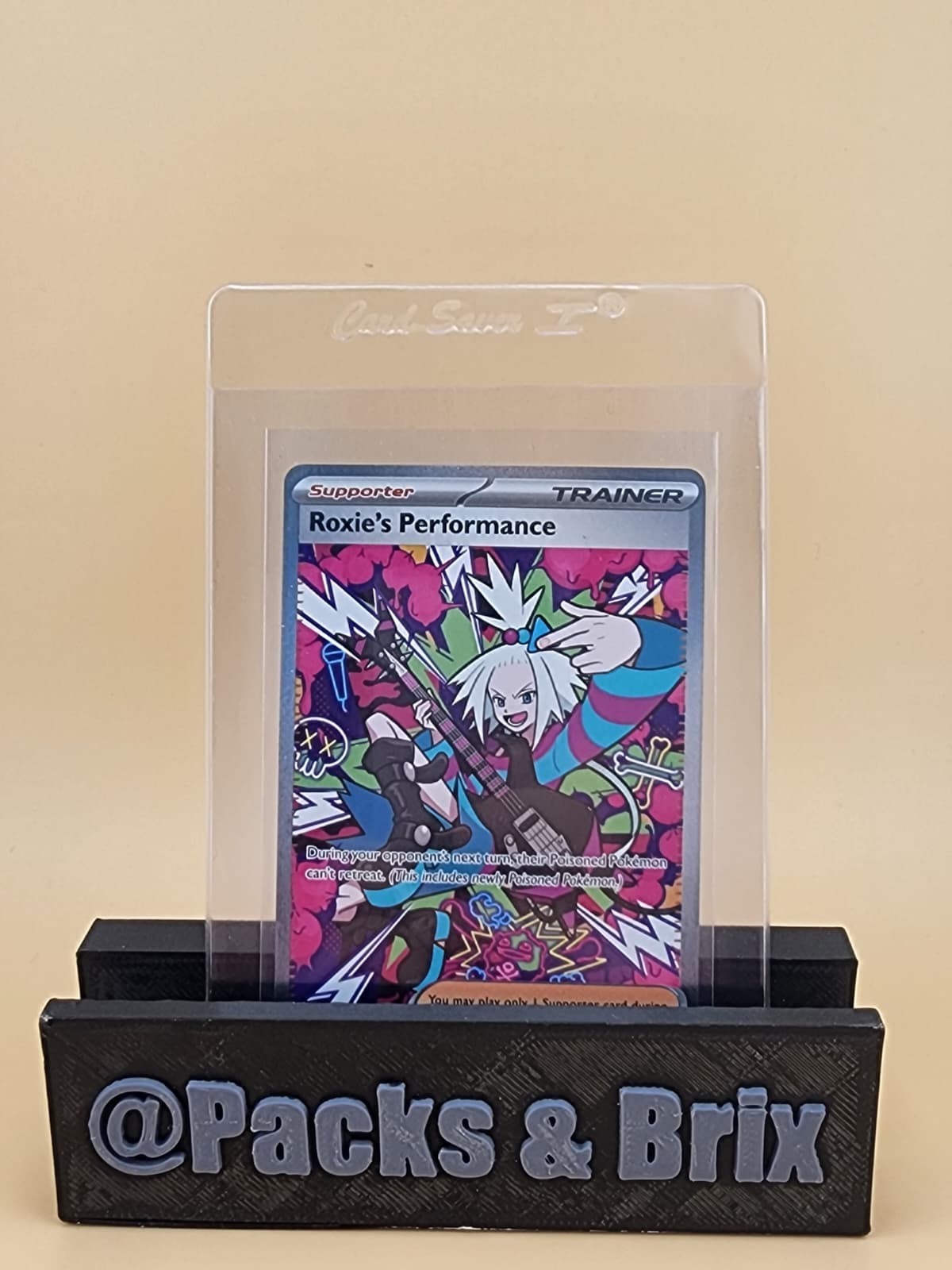 Roxie's Performance 121/086 Me04: Chaos Rising Holo Near Mint NM