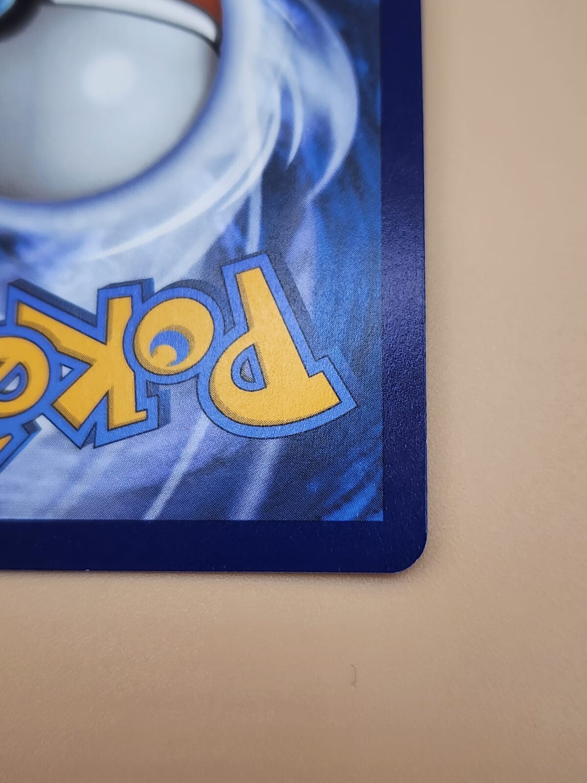 Roaring Moon (Master Ball Pattern) 065/131 Prismatic Evolutions Holo LP