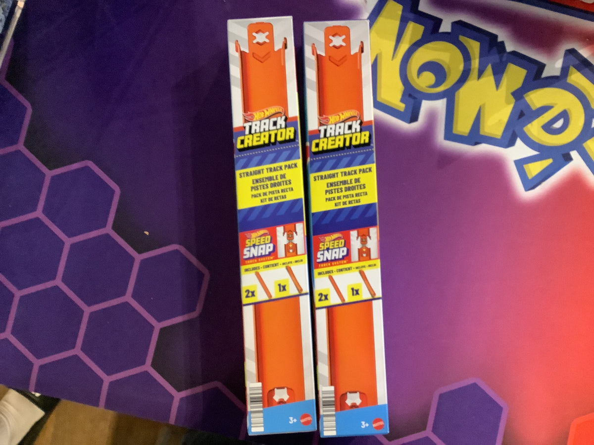 Hot Wheels Track Pack