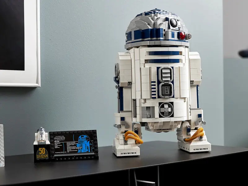 R2 D2 75308