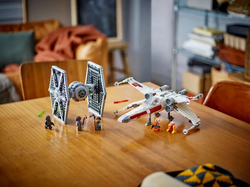 TIE Fighter & X Wing 75393