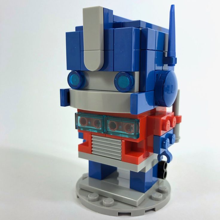 Optimus Prime Robot & Vehicle