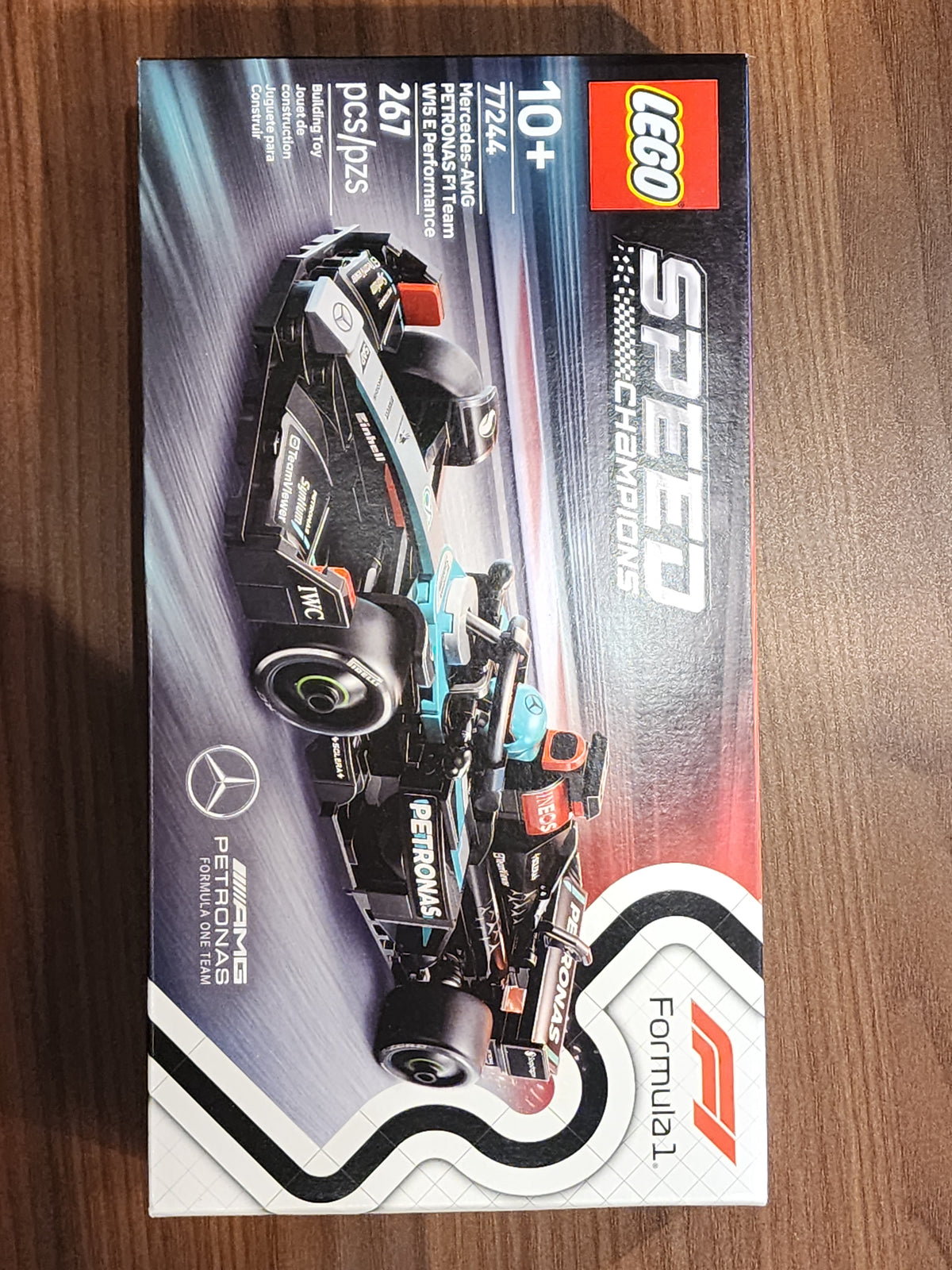 Mercedes-AMG PETRONAS F1 team W15 E performance 77244