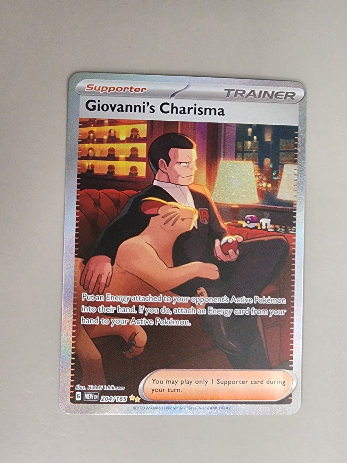 Giovanni's Charisma 204/165 Sv: Scarlet & Violet 151 Holo NM